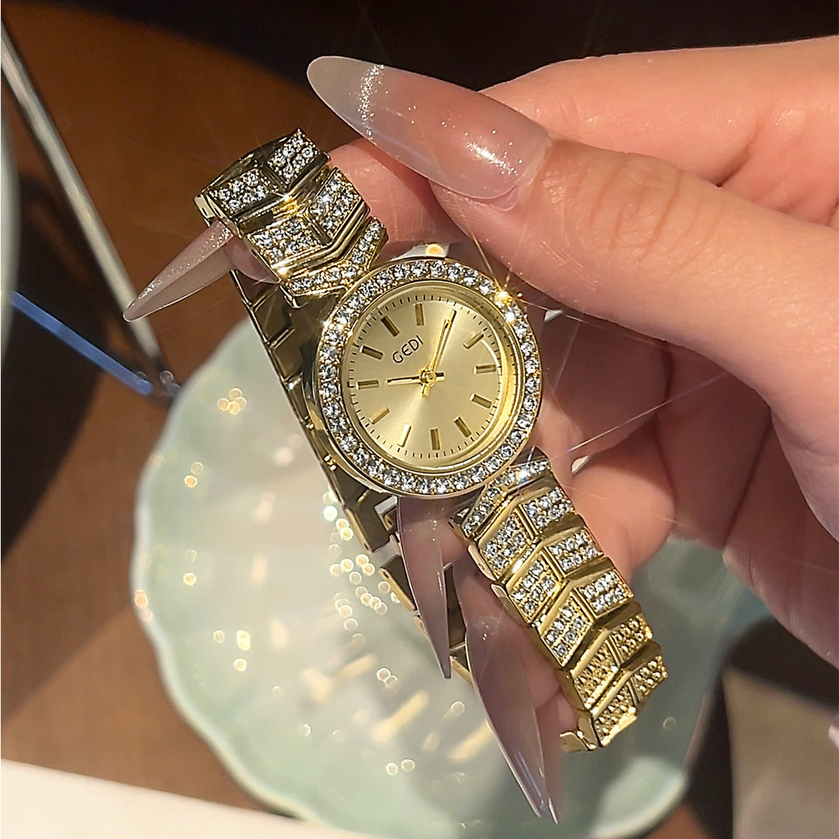 Celesté Uhr